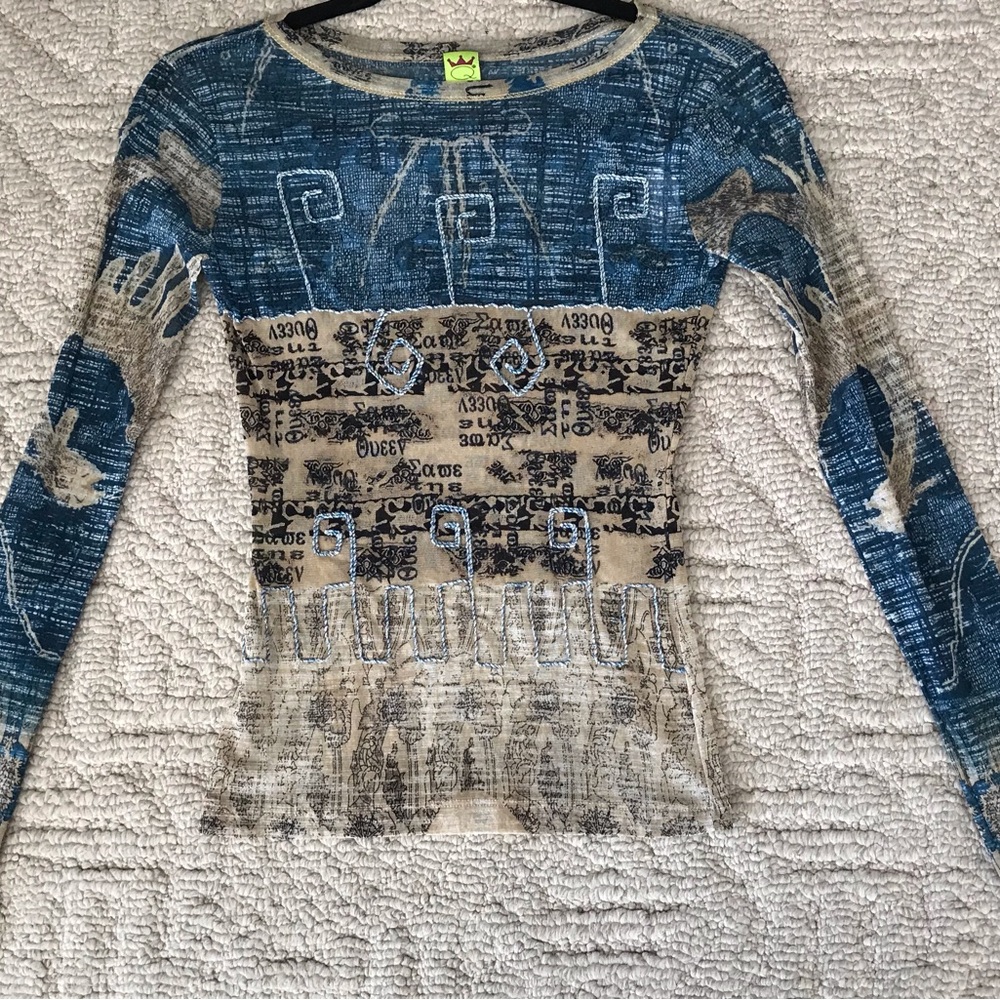 “Save The Queen” top